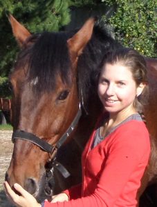 Clara Maria Schubert cavaleira dressage ensino amazona competição concurso lusitano cavalo harmonia equestre vila franca de xira desbaste treino cavalo lusitano